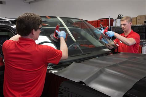 The Magical World of Glass Repair in Austin: Making the Ordinary Extraordinary